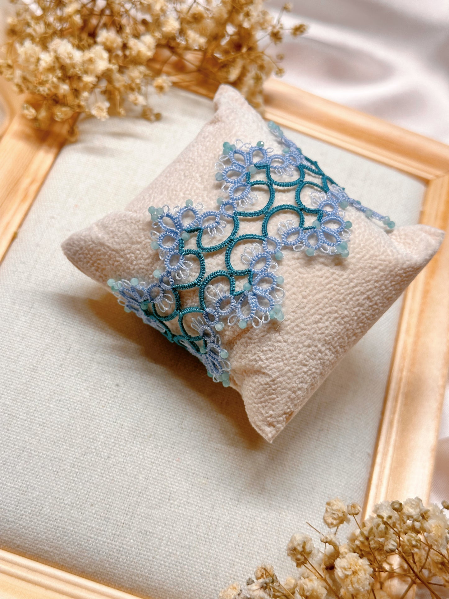 Delicate Blue Tatting Bracelet with Aquamarine Beads – Adjustable Handmade Lace Jewelry